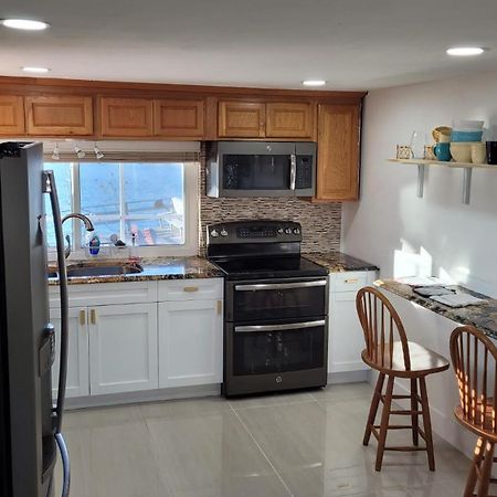 Near Clearwater And Tarpon Spring With Water View Apartment Holiday Bagian luar foto